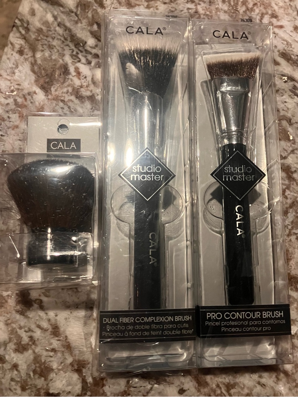 Make up applicators - Picture 2 of 3